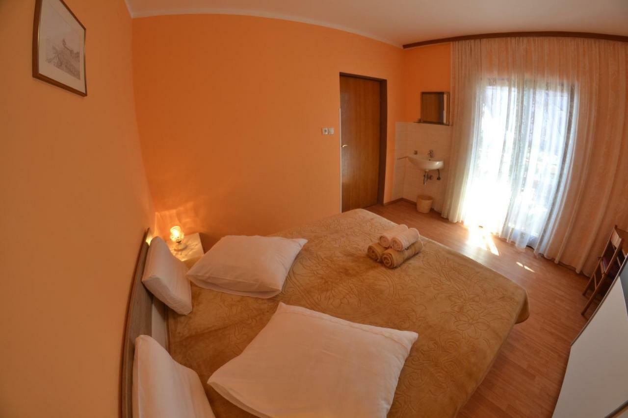 Apartman Jadranka Palit Экстерьер фото