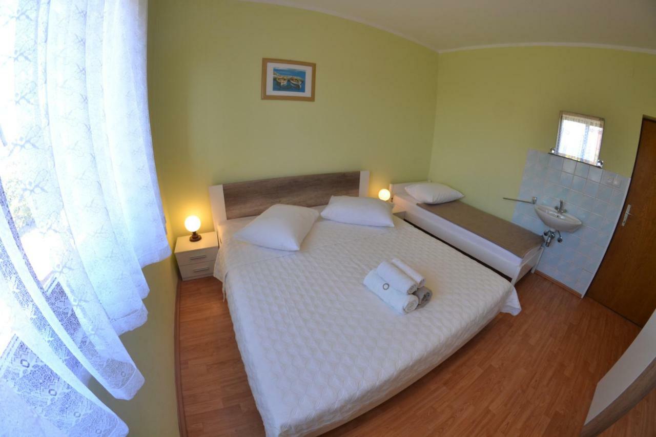 Apartman Jadranka Palit Экстерьер фото