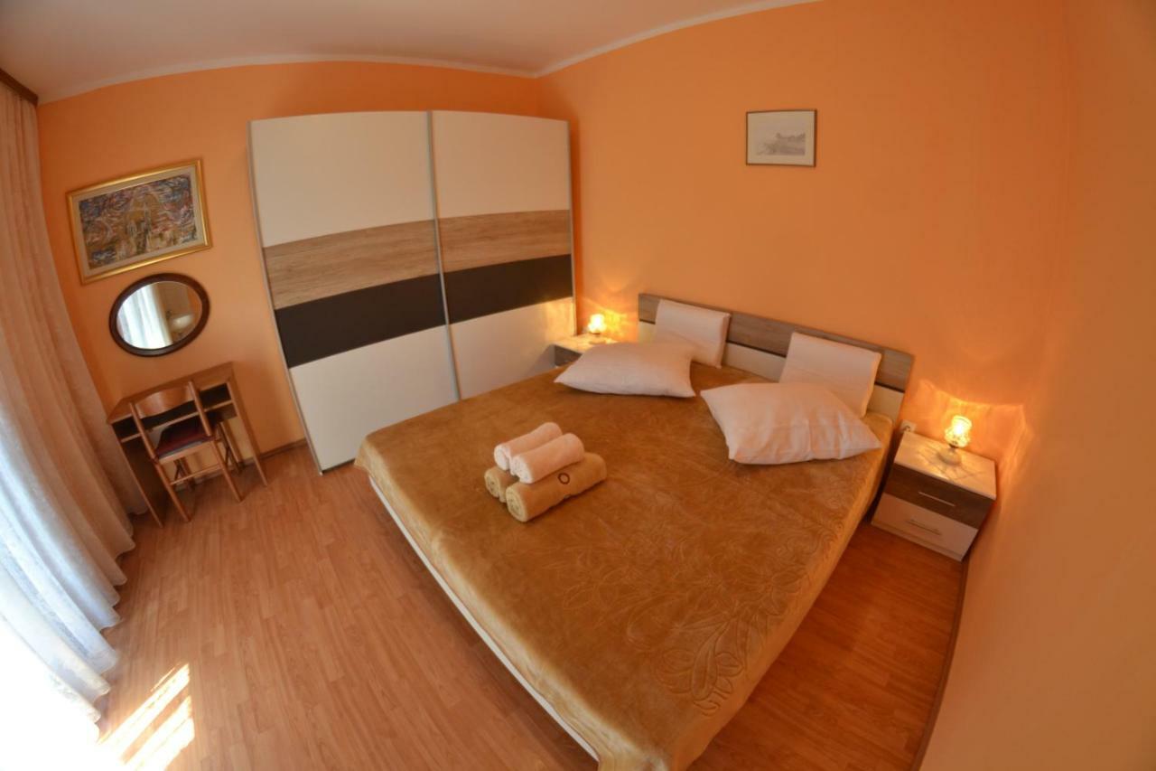 Apartman Jadranka Palit Экстерьер фото