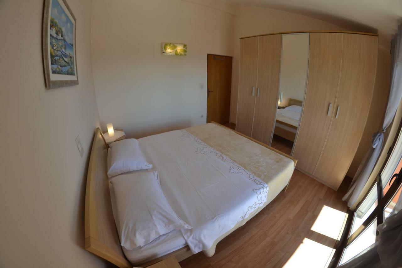 Apartman Jadranka Palit Экстерьер фото